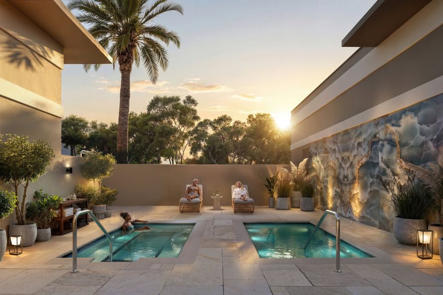 Outdoor cold-plunge spa at Club Catalina